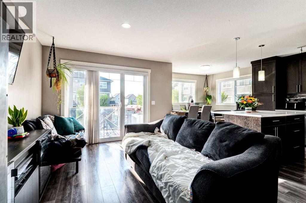 737 Skyview Ranch Grove Ne, Calgary, Alberta  T3N 0R9 - Photo 6 - A2255536