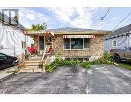 496 Cross Street, Peterborough (Town Ward 3), Ca