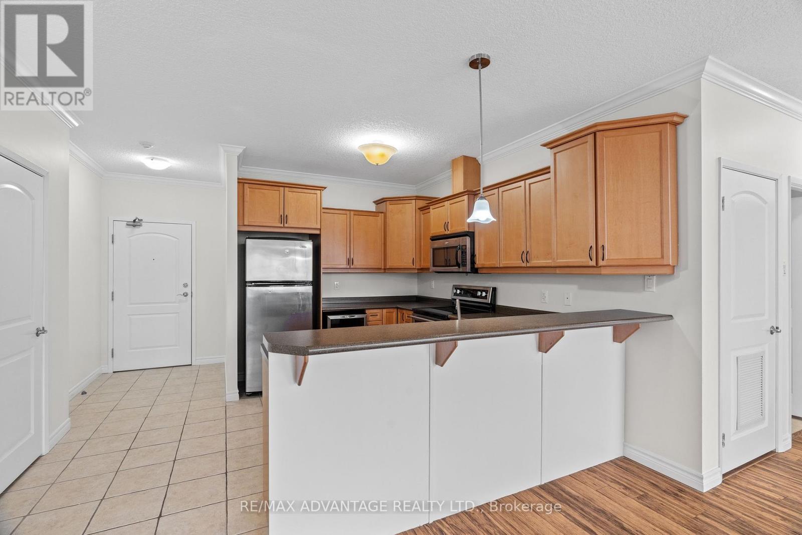 301 - 435 Colborne Street, London East, Ontario  N6B 2T2 - Photo 14 - X12398243