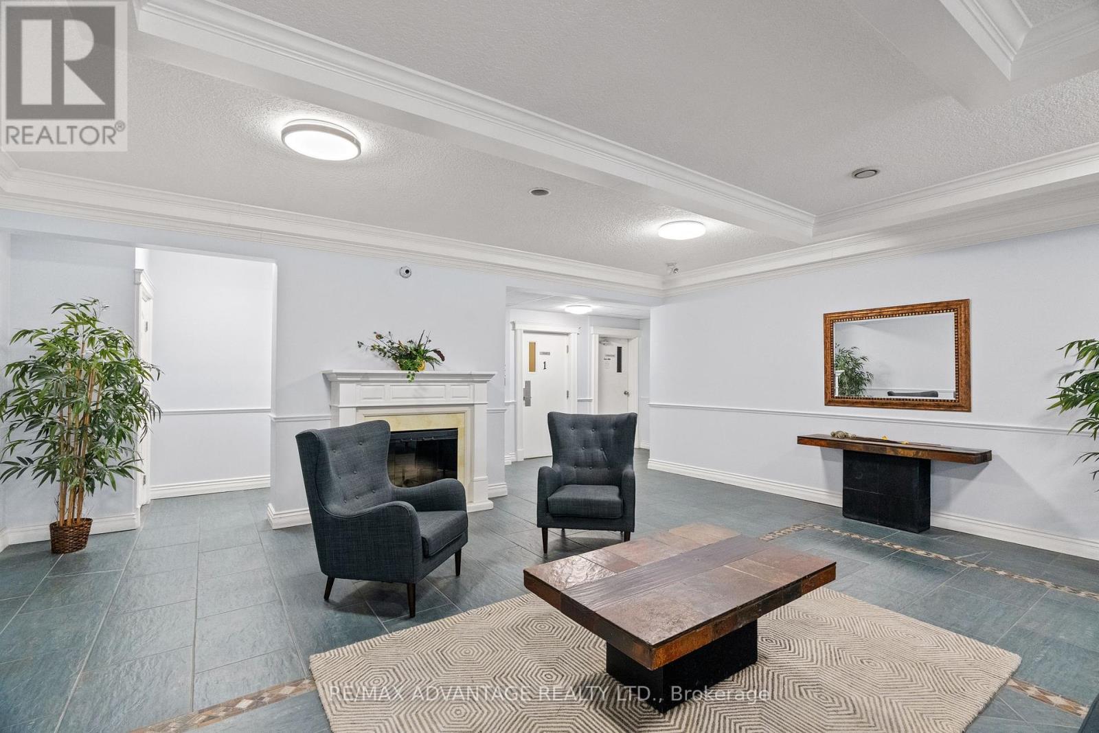 301 - 435 Colborne Street, London East, Ontario  N6B 2T2 - Photo 7 - X12398243
