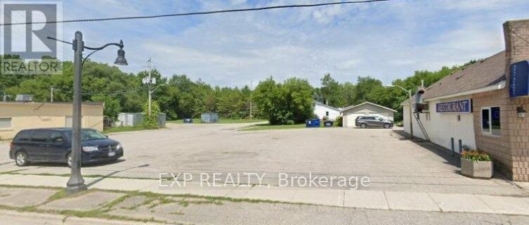 188 King Street, Thames Centre, Ontario  N0M 2P0 - Photo 11 - X12398315