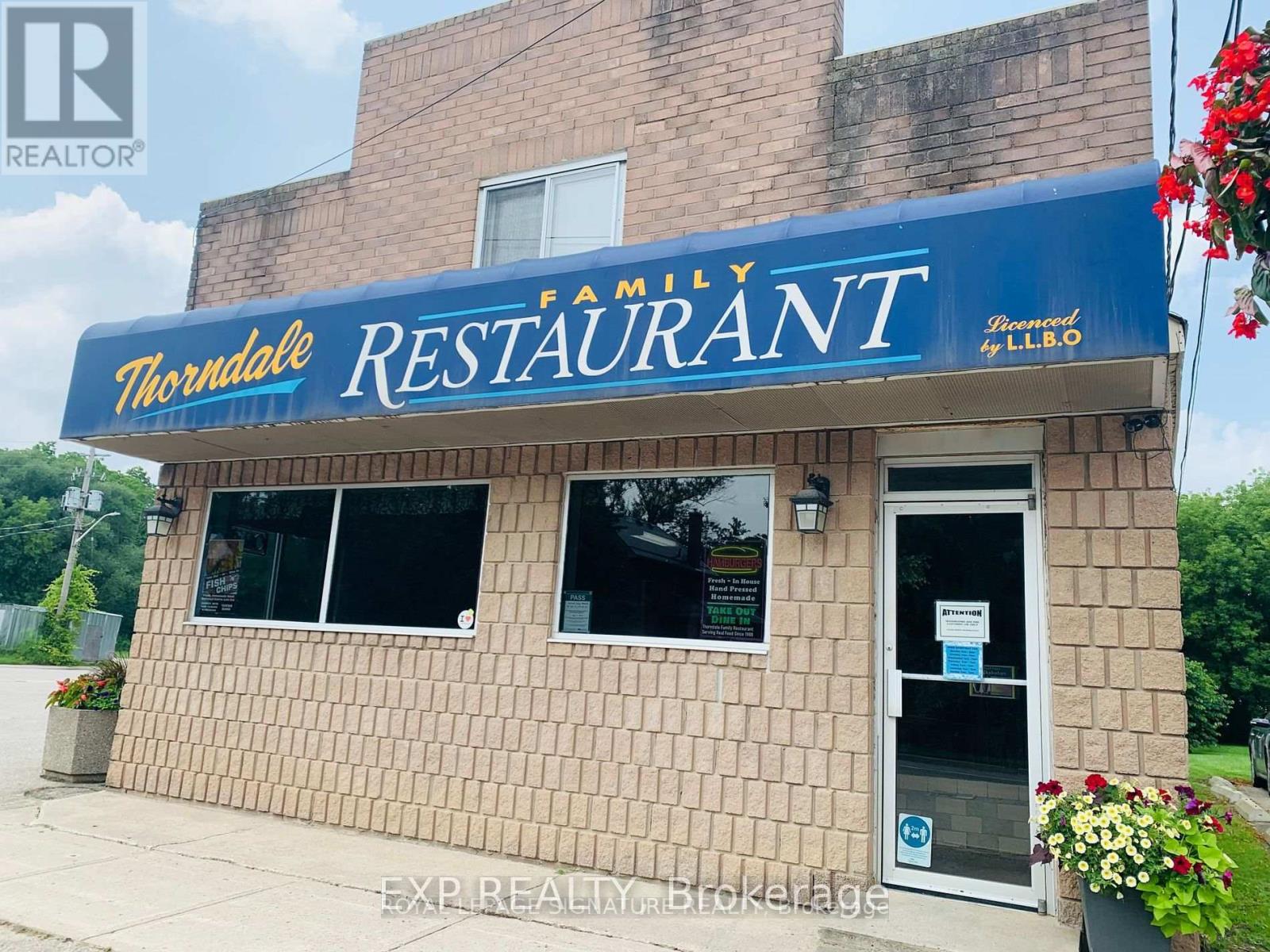 188 King Street, Thames Centre, Ontario  N0M 2P0 - Photo 8 - X12398315