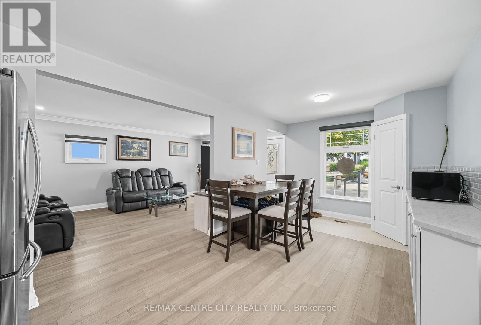 47 Patience Crescent, London South, Ontario  N6E 2K7 - Photo 10 - X12398319