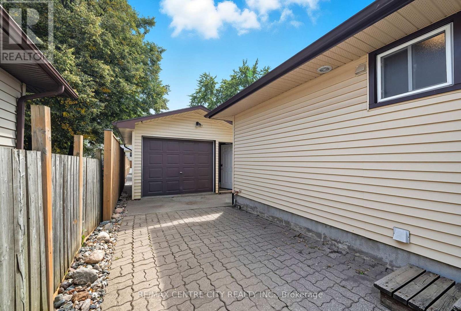 47 Patience Crescent, London South, Ontario  N6E 2K7 - Photo 33 - X12398319