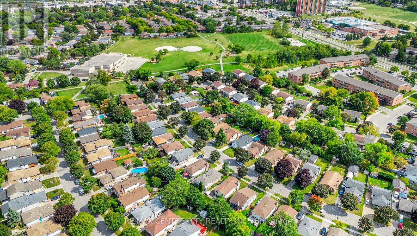 47 Patience Crescent, London South, Ontario  N6E 2K7 - Photo 37 - X12398319