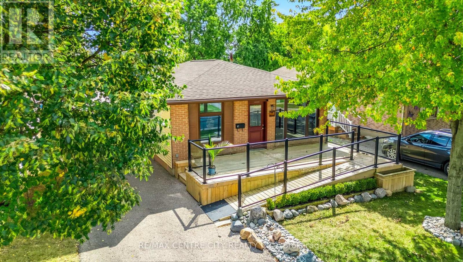 47 Patience Crescent, London South, Ontario  N6E 2K7 - Photo 40 - X12398319