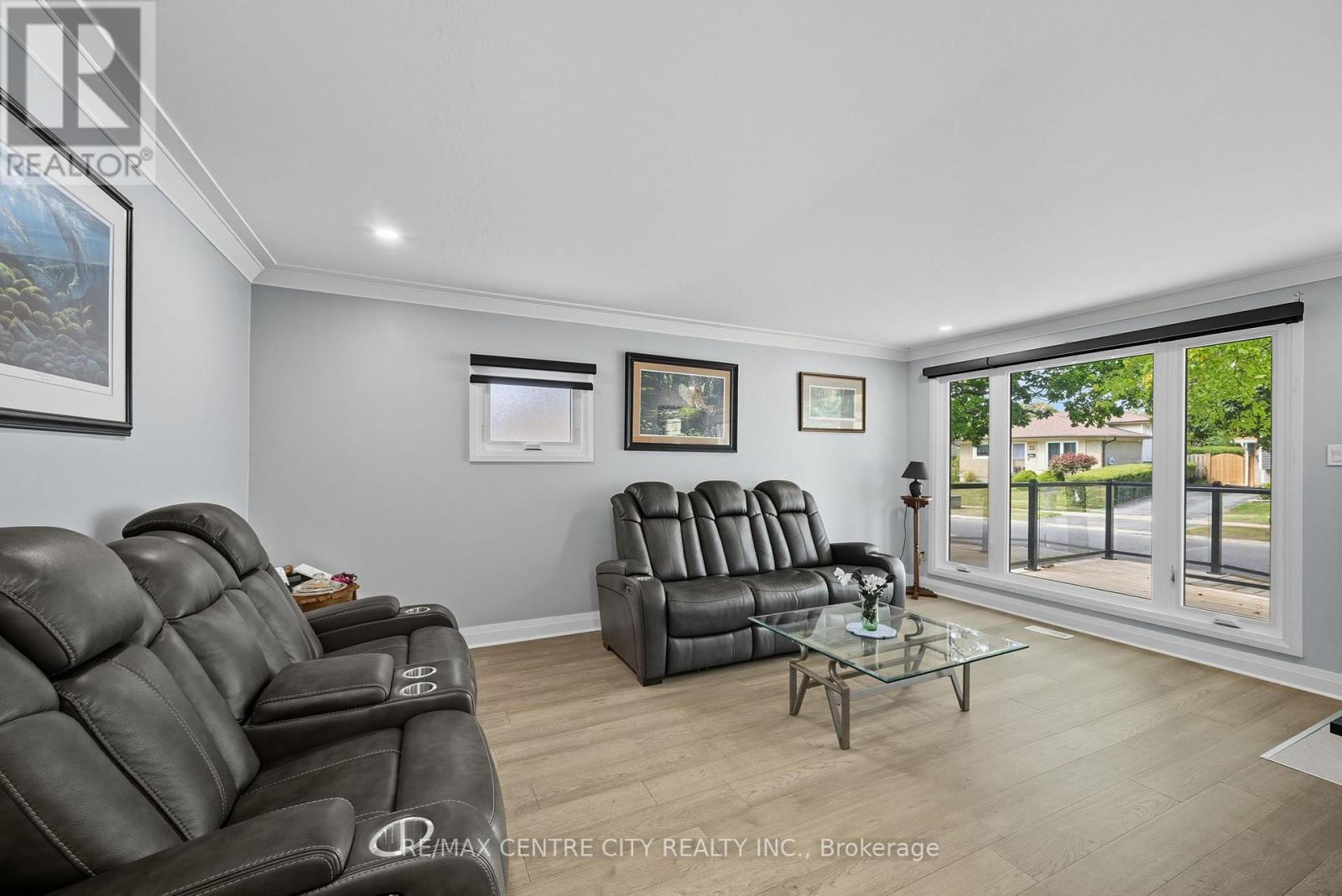 47 Patience Crescent, London South, Ontario  N6E 2K7 - Photo 7 - X12398319