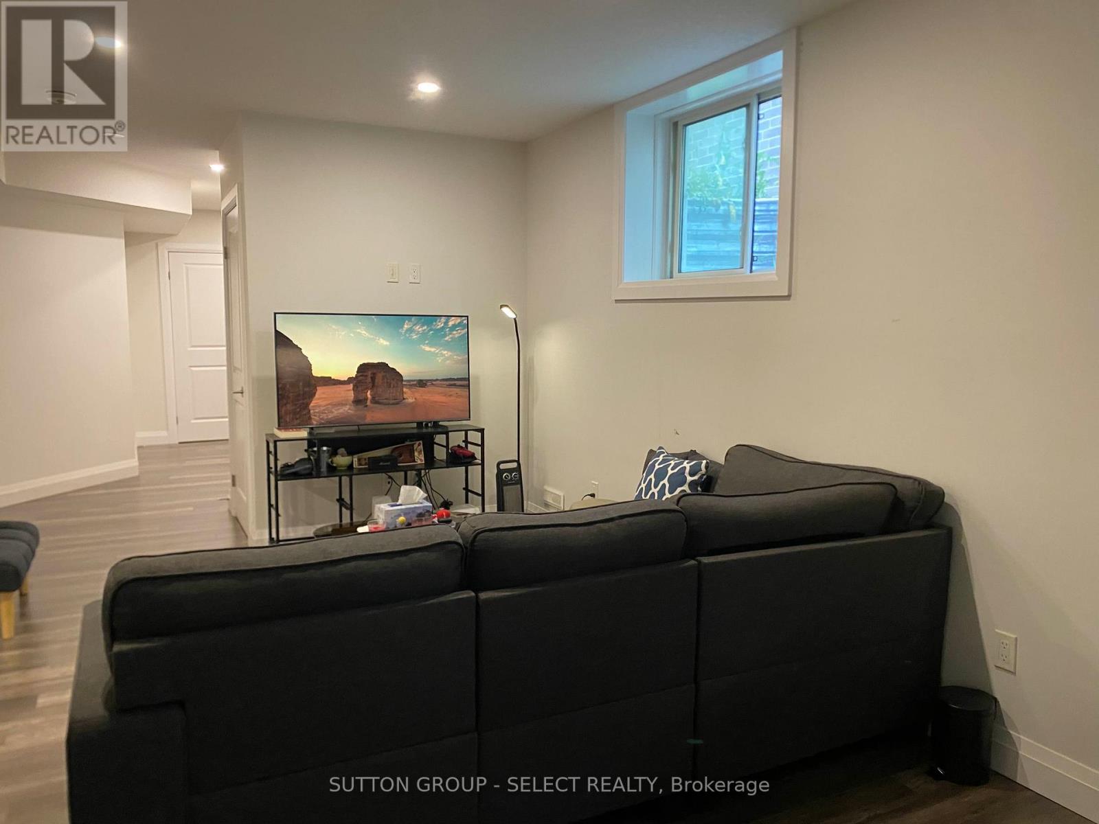 2783 Oriole Drive, London South, Ontario  N6M 0G9 - Photo 6 - X12398326