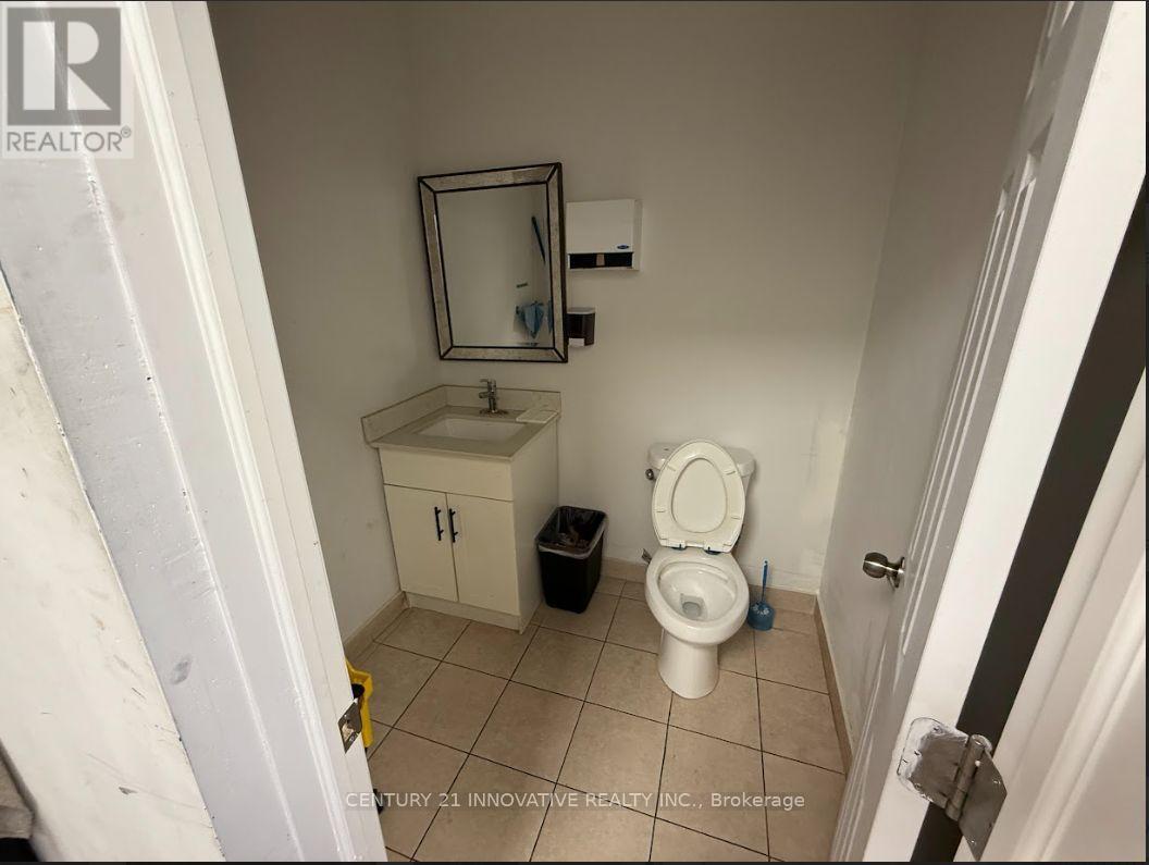 25 Simcoe Street S, Oshawa, Ontario  L1H 4G1 - Photo 18 - E12398178