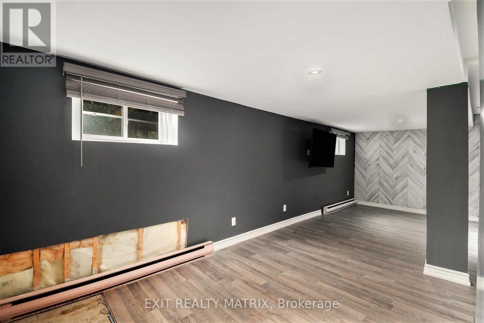 2877 Principale Street, Alfred And Plantagenet, Ontario  K0A 3K0 - Photo 16 - X12398228