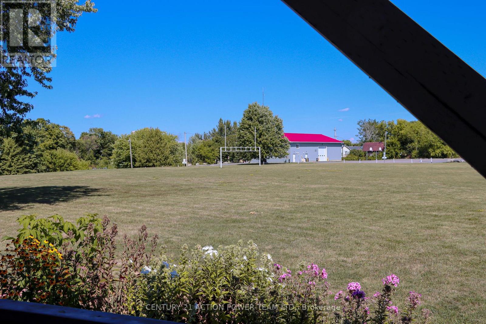 18 George St Street W, North Stormont, Ontario  K0A 1R0 - Photo 29 - X12398262
