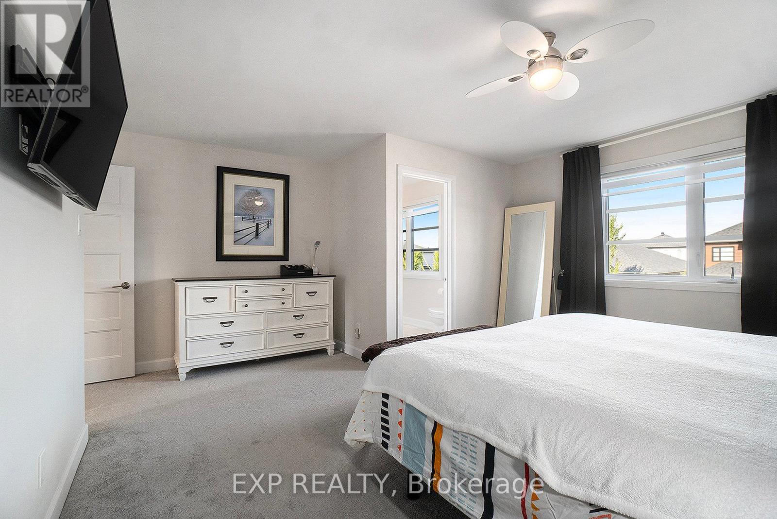 704 Azure Street, Russell, Ontario  K4R 1E5 - Photo 18 - X12398282