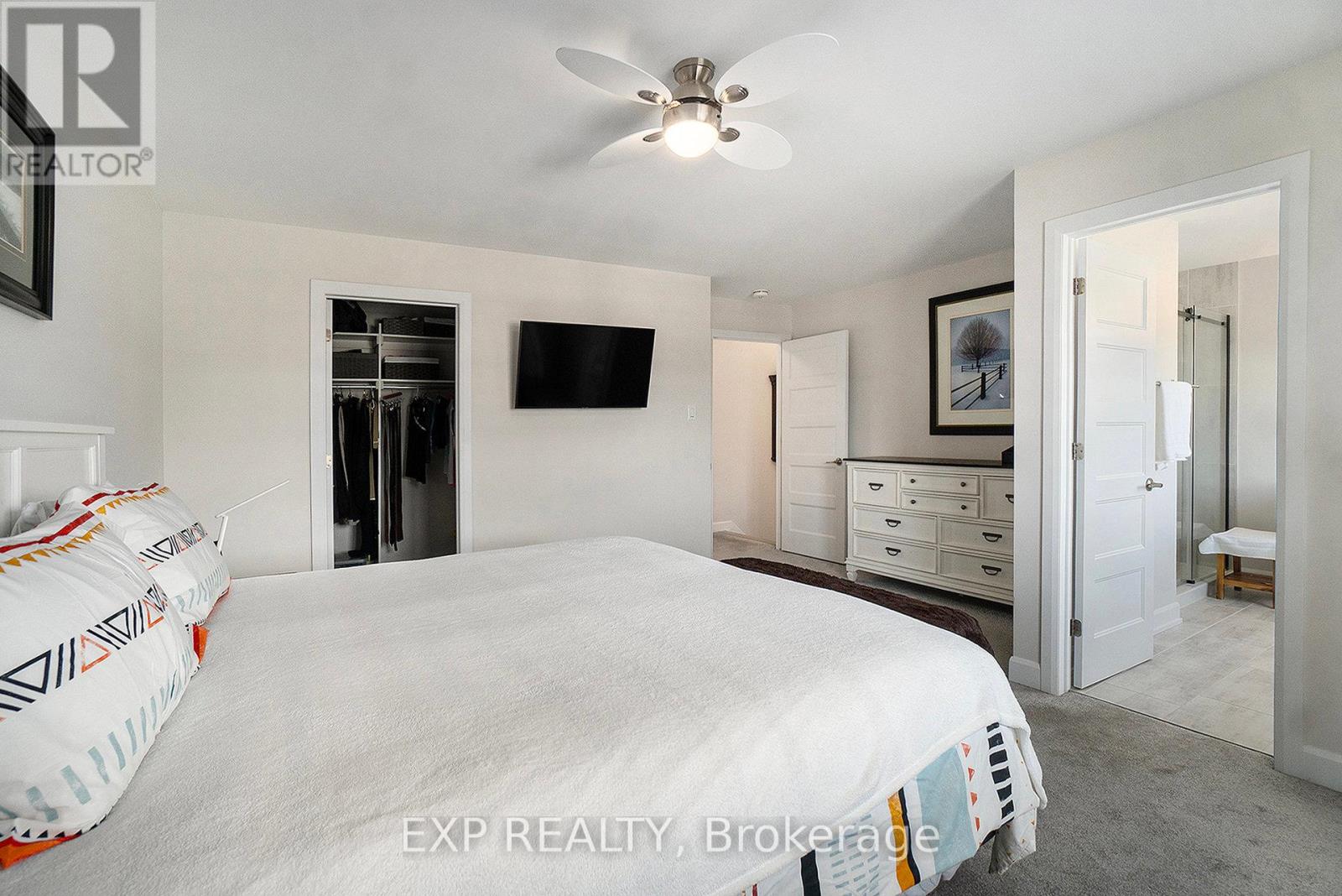 704 Azure Street, Russell, Ontario  K4R 1E5 - Photo 20 - X12398282