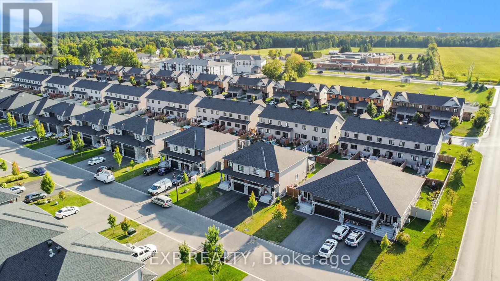 704 Azure Street, Russell, Ontario  K4R 1E5 - Photo 32 - X12398282