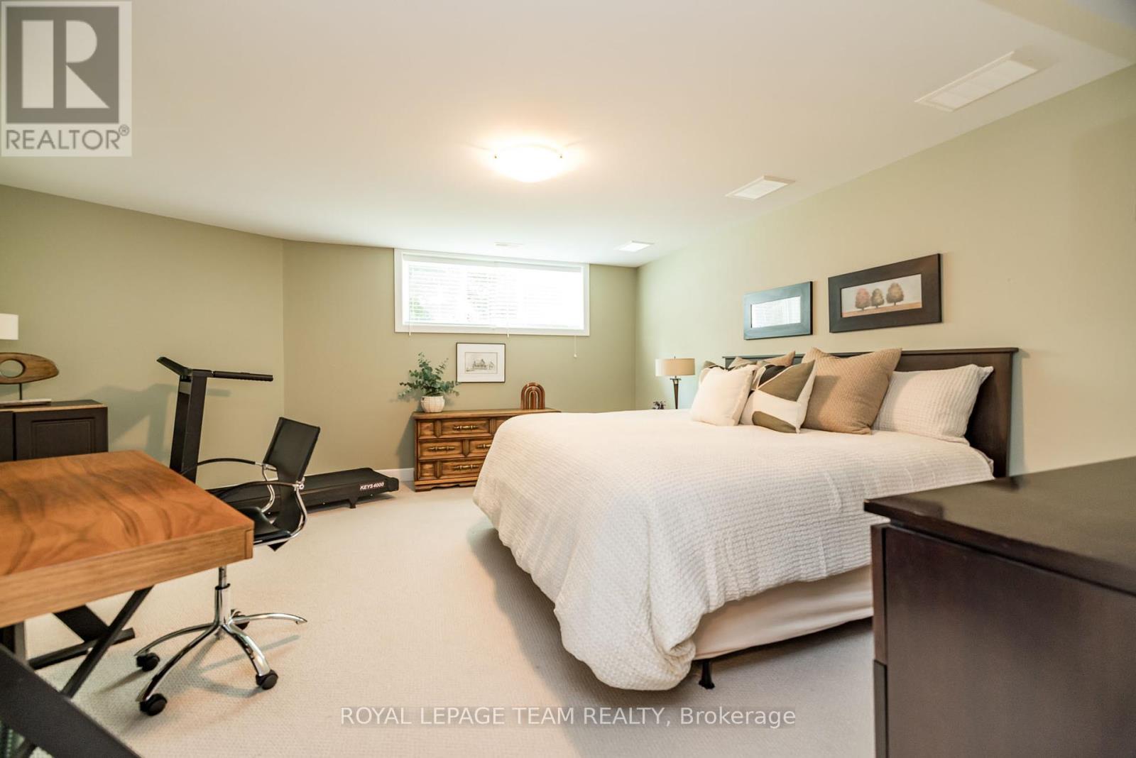 19 Turtle Point Private, Ottawa, Ontario  K2K 3P1 - Photo 33 - X12398288