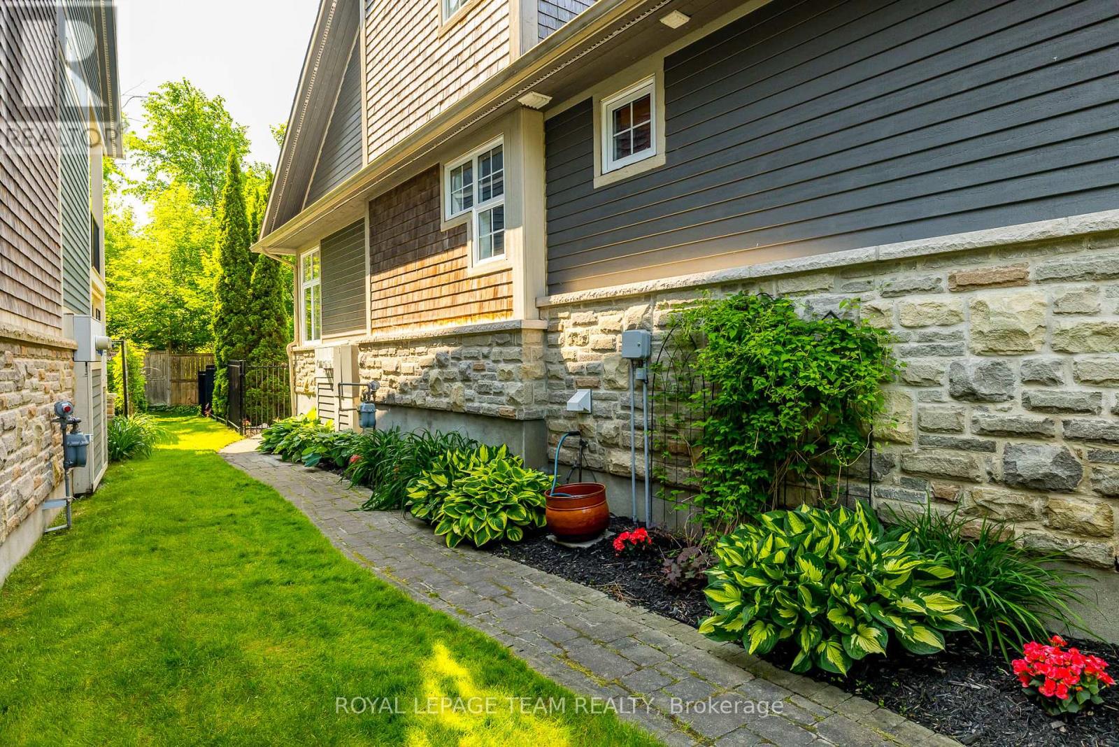 19 Turtle Point Private, Ottawa, Ontario  K2K 3P1 - Photo 39 - X12398288