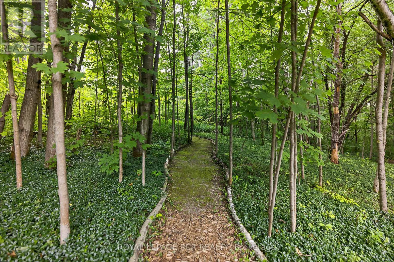 11 Foxfire Chase, Uxbridge, Ontario  L9P 0L1 - Photo 45 - N12398140