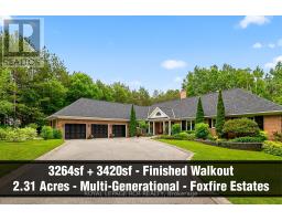 11 FOXFIRE CHASE, Uxbridge, Ontario