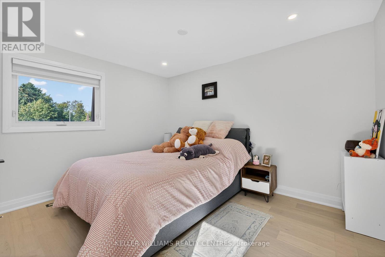 1 Rosegarden Crescent, Richmond Hill (Oak Ridges), Ontario  L4E 2P1 - Photo 33 - N12398180