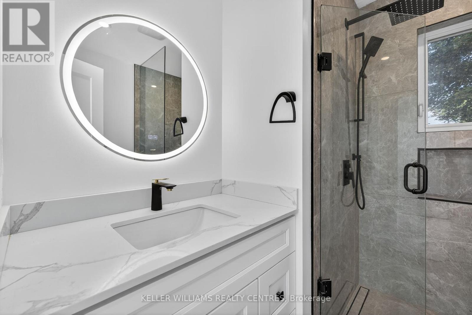 1 Rosegarden Crescent, Richmond Hill (Oak Ridges), Ontario  L4E 2P1 - Photo 35 - N12398180
