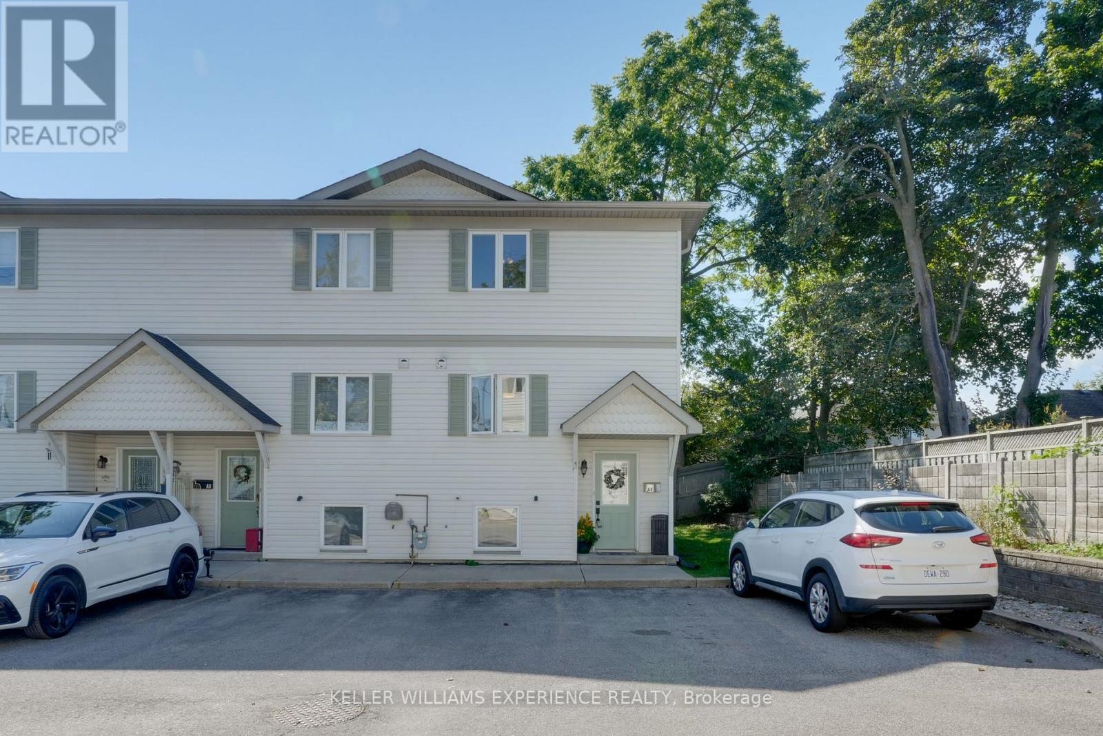 A4 - 440 Yonge Street, Barrie, Ontario  L4N 4E2 - Photo 1 - S12398153