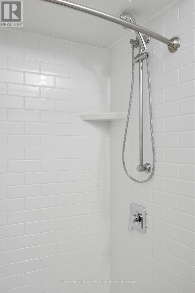 A4 - 440 Yonge Street, Barrie, Ontario  L4N 4E2 - Photo 24 - S12398153
