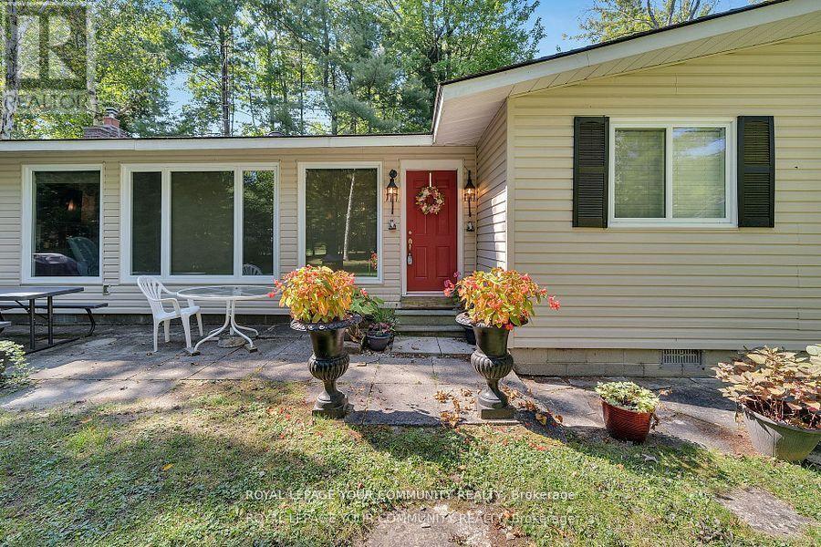 70 39th Street N, Wasaga Beach, Ontario  L9Z 2A2 - Photo 4 - S12398203