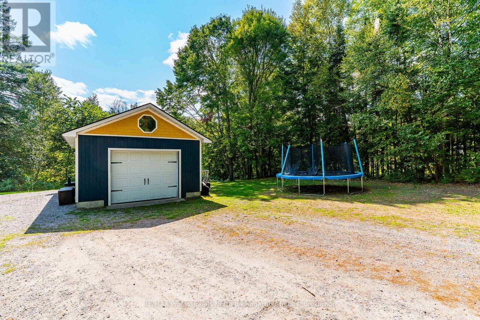 1850 Scotch Line Road, Minden Hills, Ontario  K0M 2K0 - Photo 38 - X12398280