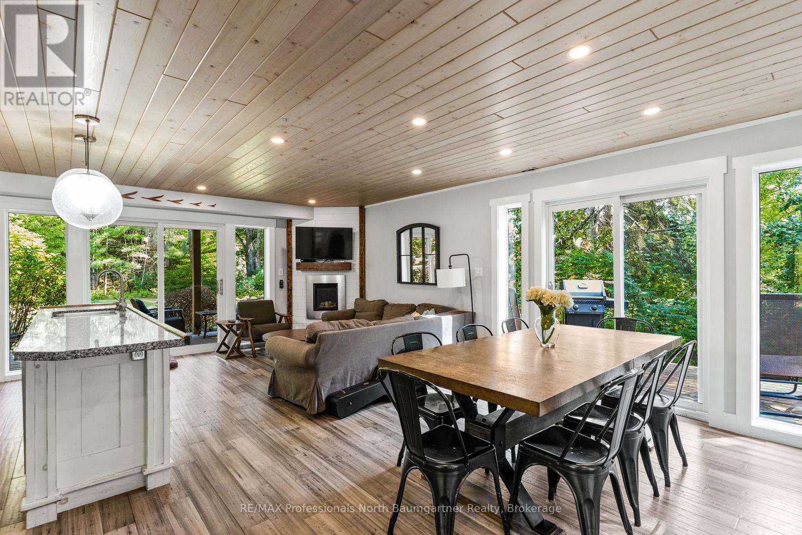 1850 Scotch Line Road, Minden Hills, Ontario  K0M 2K0 - Photo 6 - X12398280