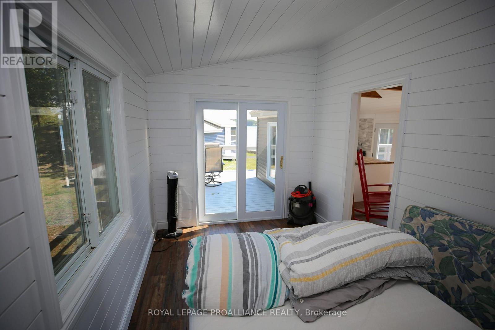 1 Black Cat Island, Frontenac Islands, Ontario  K0E 1L0 - Photo 13 - X12398227