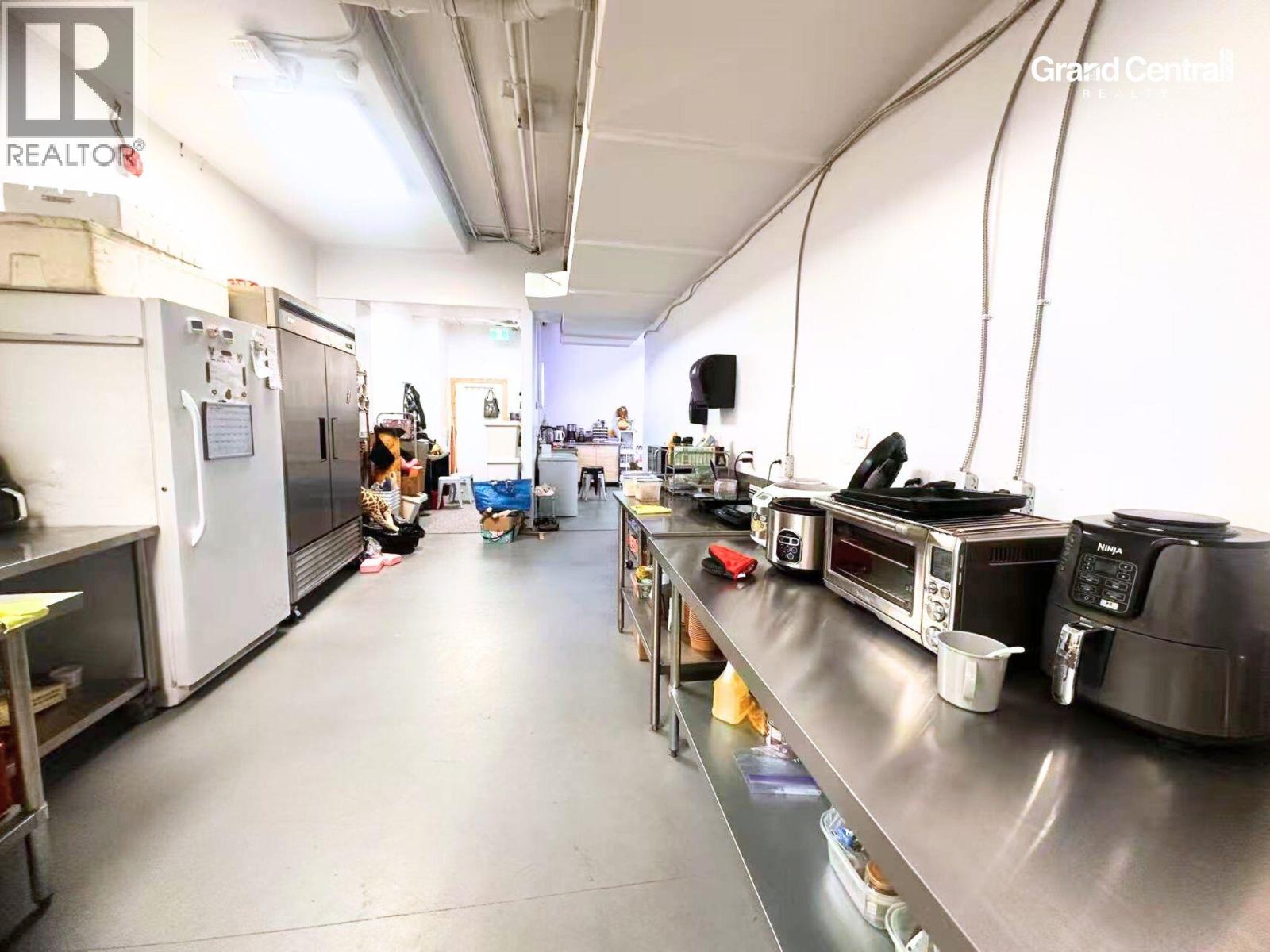 101b 2748 Lougheed Highway, Port Coquitlam, British Columbia  V3P 6P2 - Photo 20 - C8071866