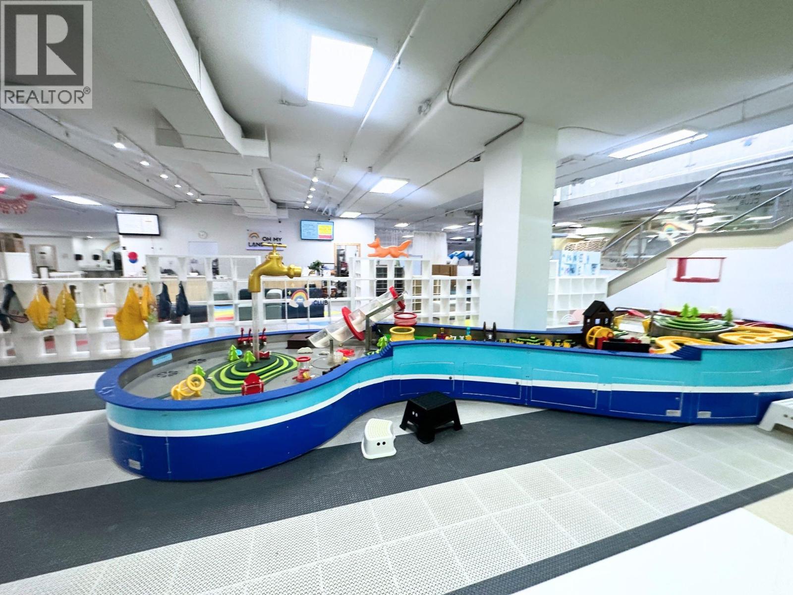 101b 2748 Lougheed Highway, Port Coquitlam, British Columbia  V3P 6P2 - Photo 11 - C8071866