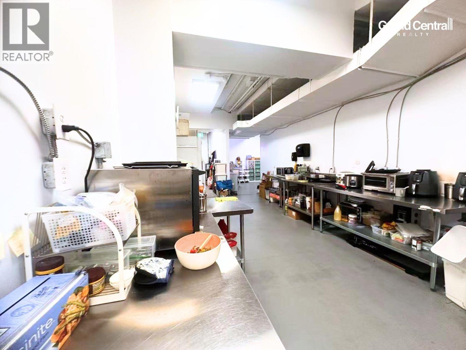 101b 2748 Lougheed Highway, Port Coquitlam, British Columbia  V3P 6P2 - Photo 22 - C8071866