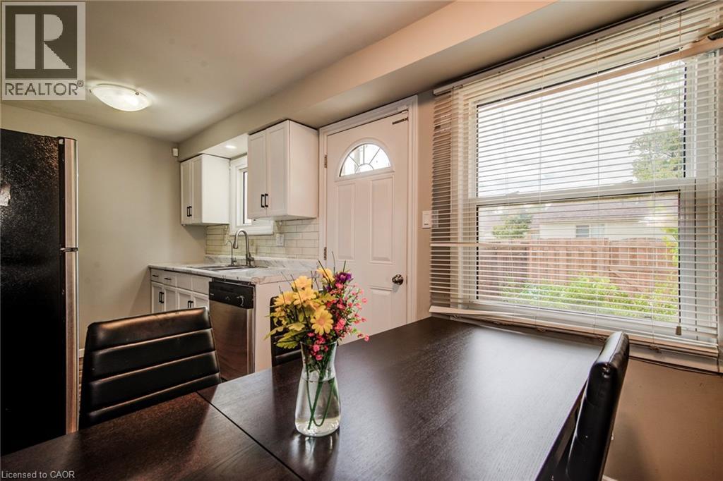 165 Green Valley Drive Unit# 16, Kitchener, Ontario  N2P 1K3 - Photo 8 - 40768850