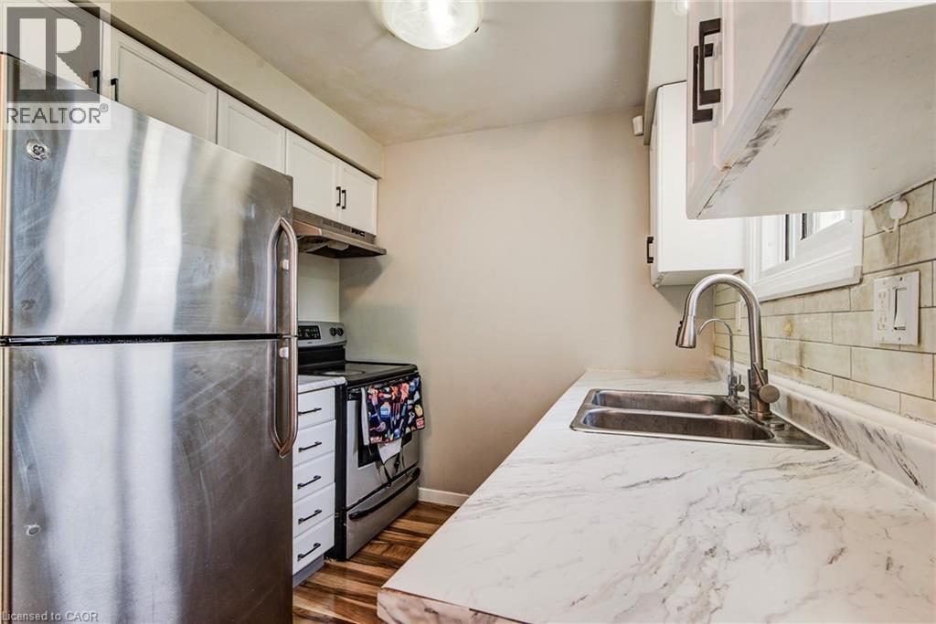 165 Green Valley Drive Unit# 16, Kitchener, Ontario  N2P 1K3 - Photo 9 - 40768850