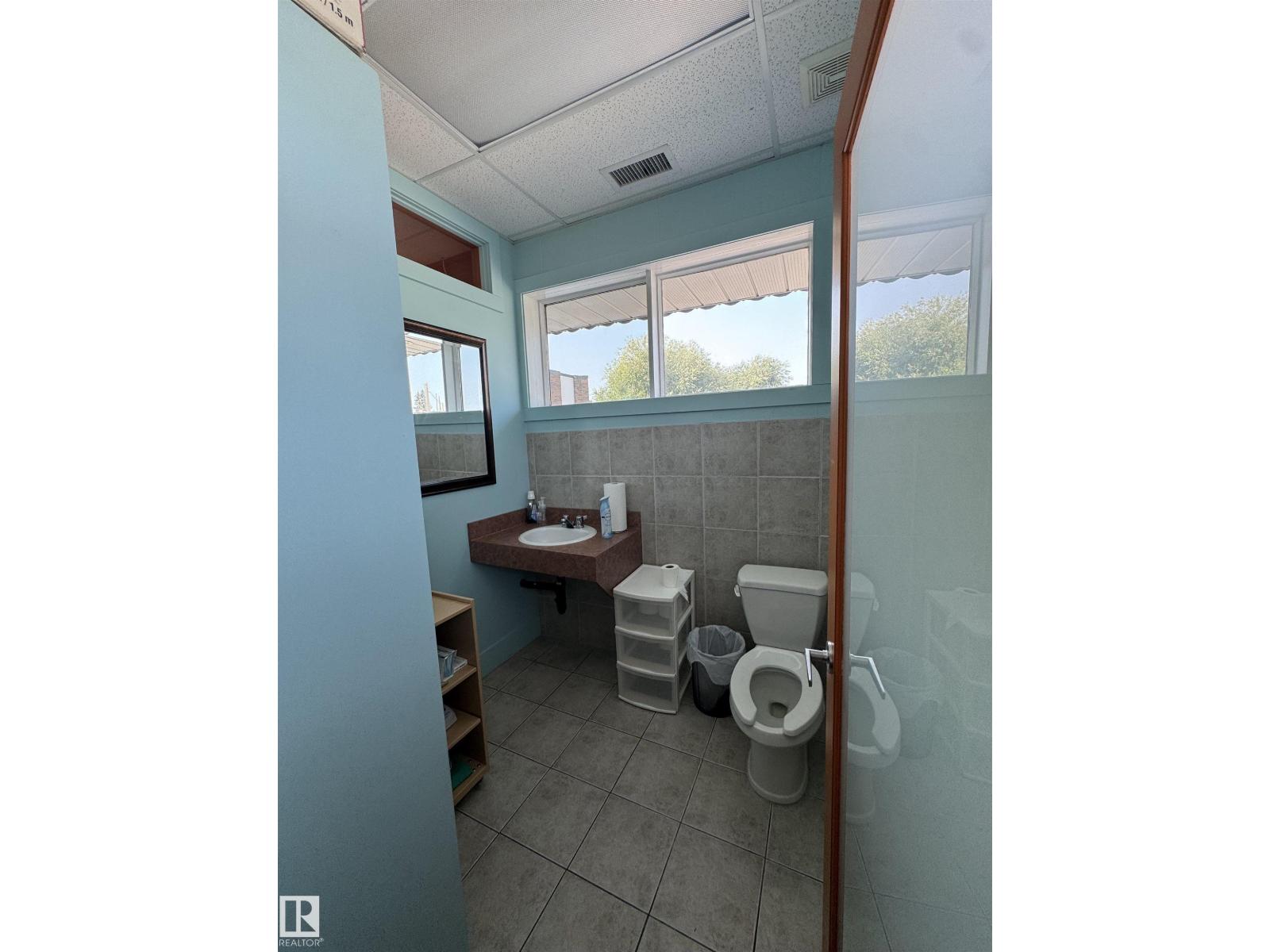 #101a 4419 50 Avenue, Red Deer, Alberta  T4N 3Z5 - Photo 37 - E4457304