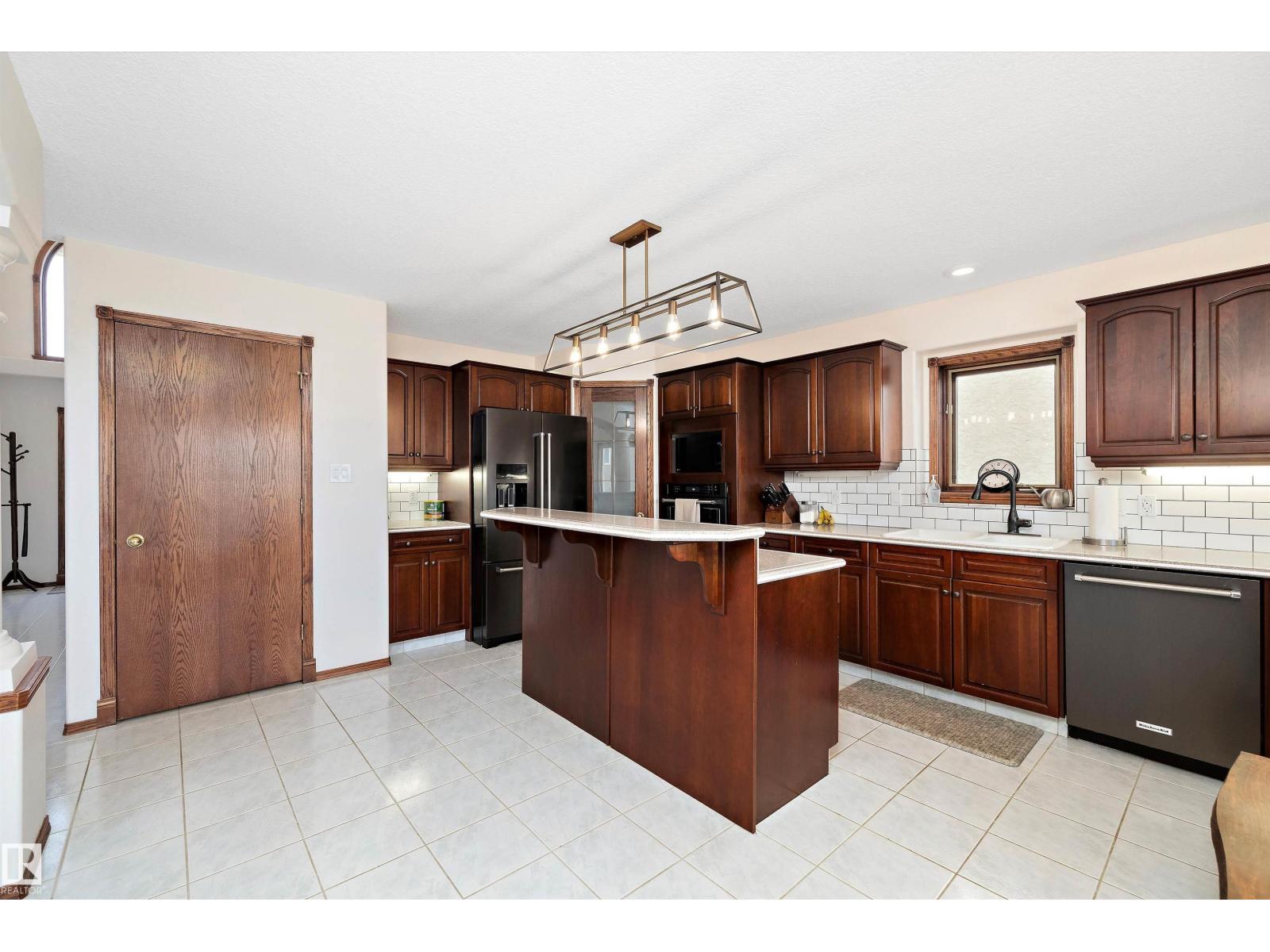 15903 132 St Nw, Edmonton, Alberta  T6V 1E4 - Photo 11 - E4457305