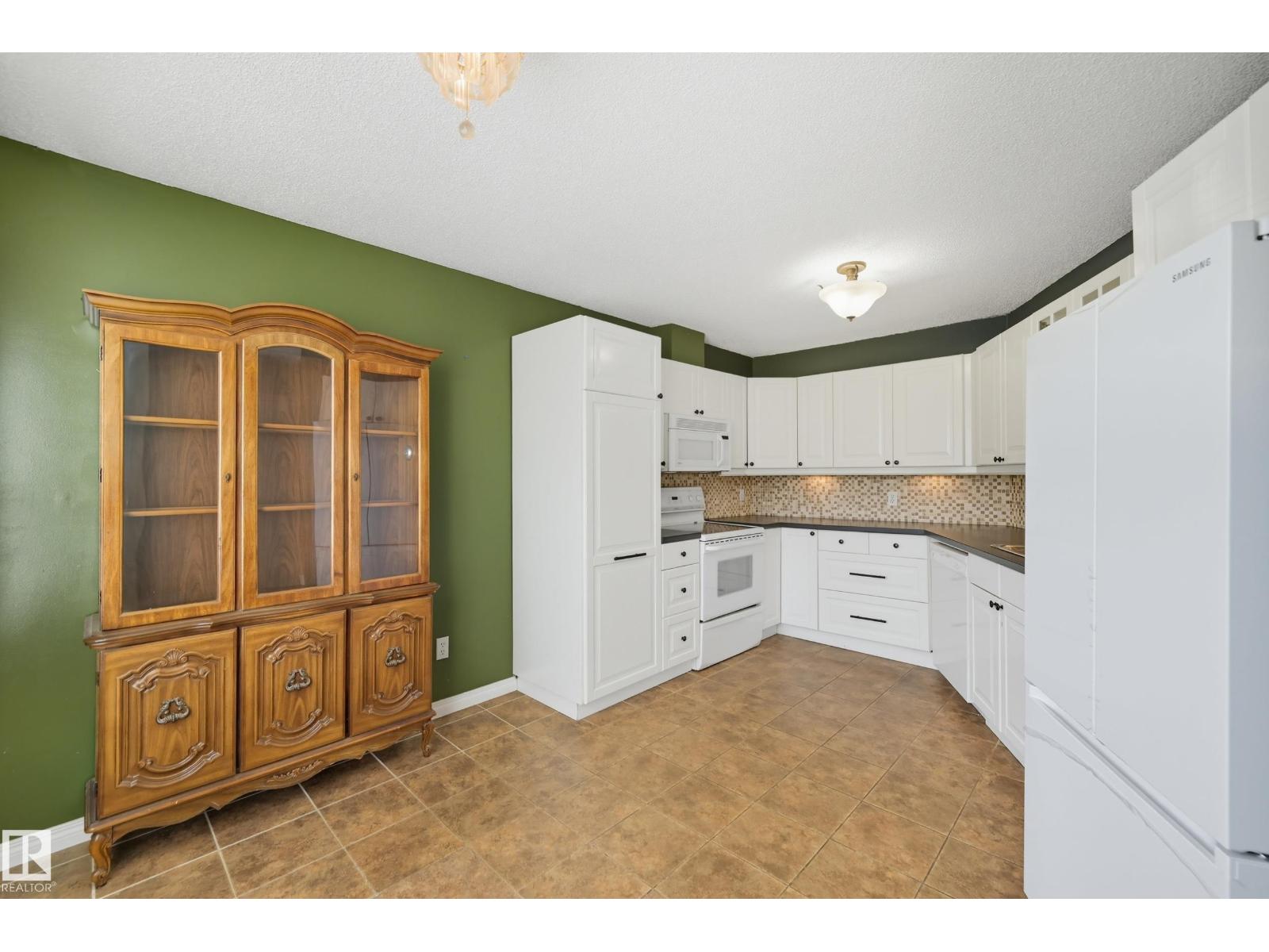 #55 603 Youville Dr E Nw, Edmonton, Alberta  T6L 6V8 - Photo 4 - E4457306