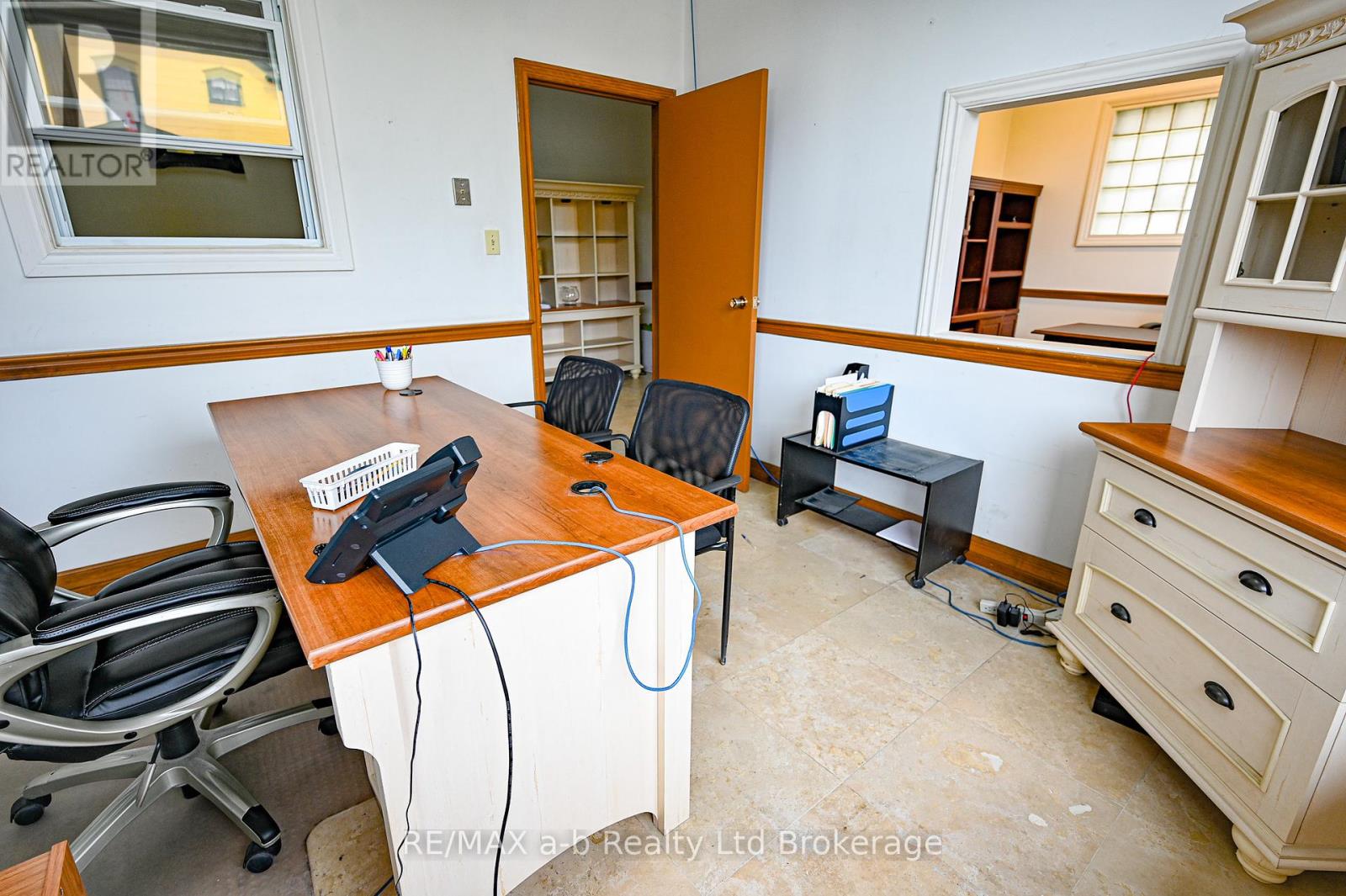 19 Ridout Street W, Tillsonburg, Ontario  N4G 2C8 - Photo 6 - X12398122