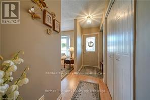 18 Wilkins Crescent, Tillsonburg, Ontario  N4G 5M6 - Photo 10 - X12398289