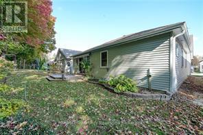 18 Wilkins Crescent, Tillsonburg, Ontario  N4G 5M6 - Photo 4 - X12398289