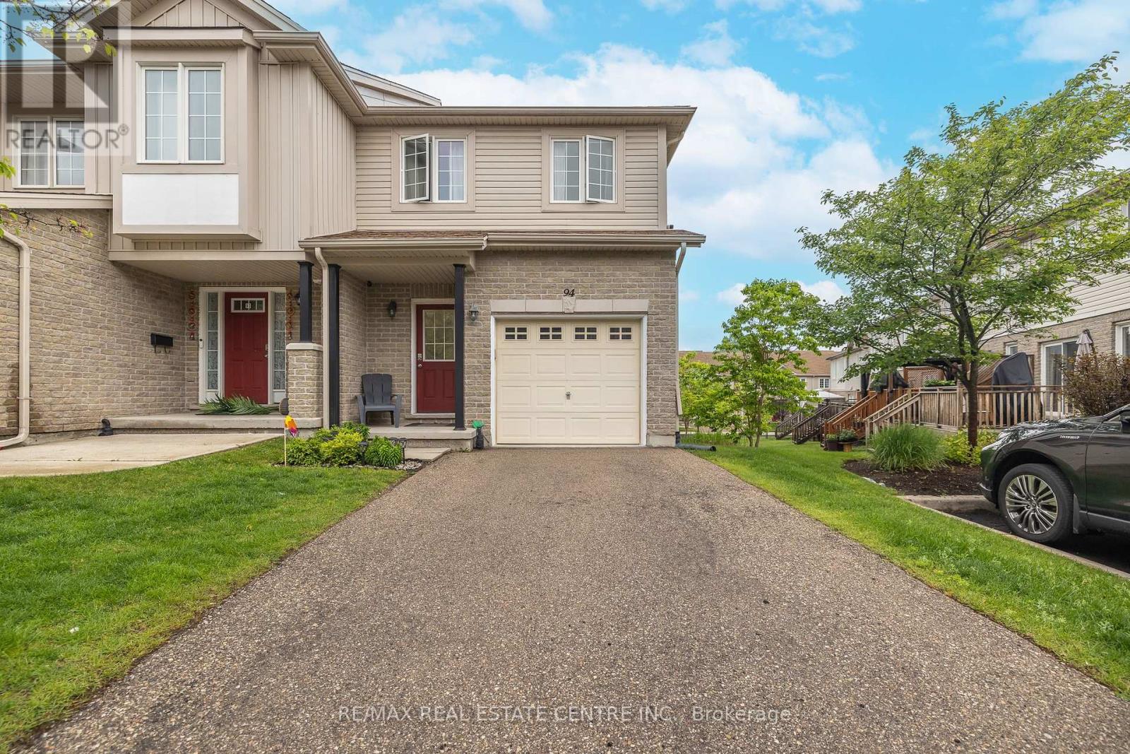 94 - 105 PINNACLE DRIVE, Kitchener, Ontario