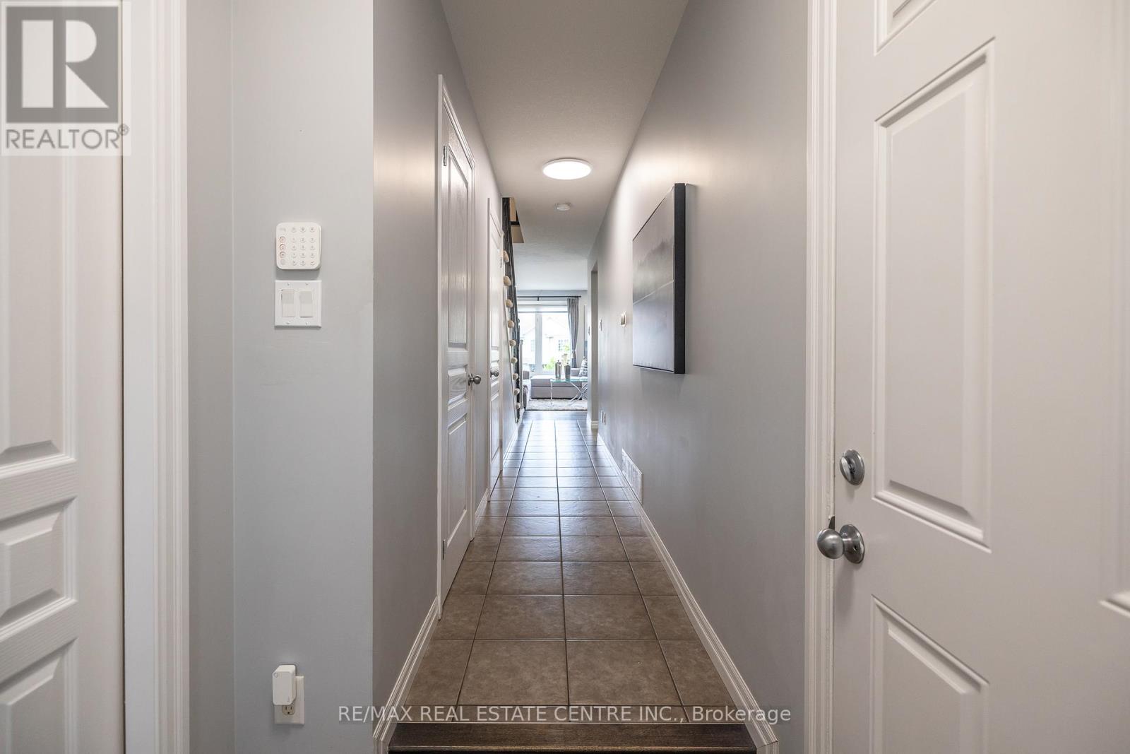 94 - 105 Pinnacle Drive, Kitchener, Ontario  N2P 1B8 - Photo 6 - X12398204