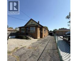 914 RIVERDALE