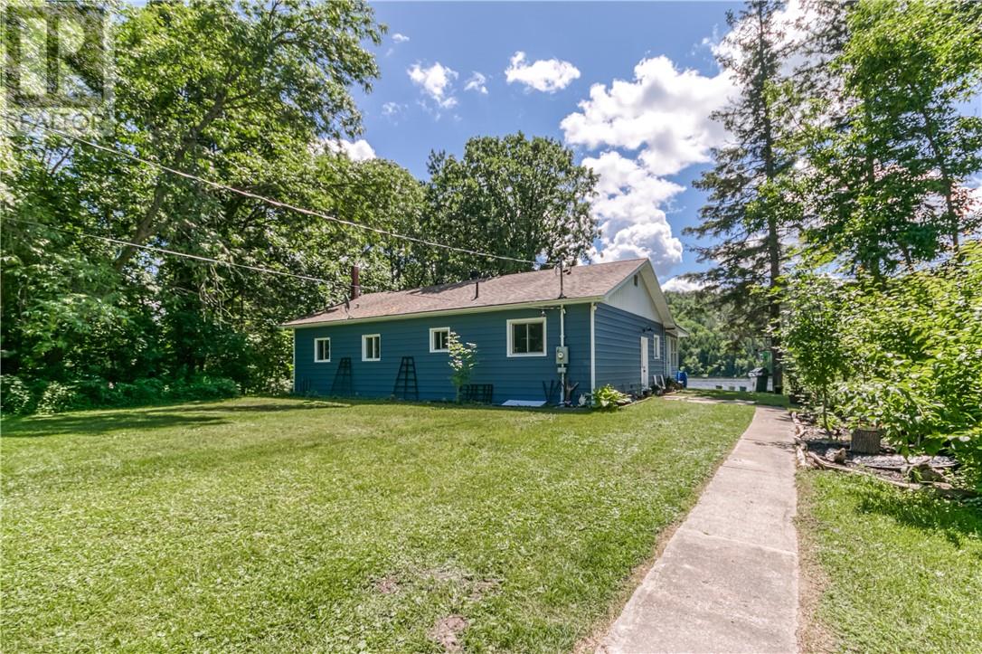 567 Mccharles Lake Road, Naughton, Ontario  P0M 2M0 - Photo 3 - 2124565