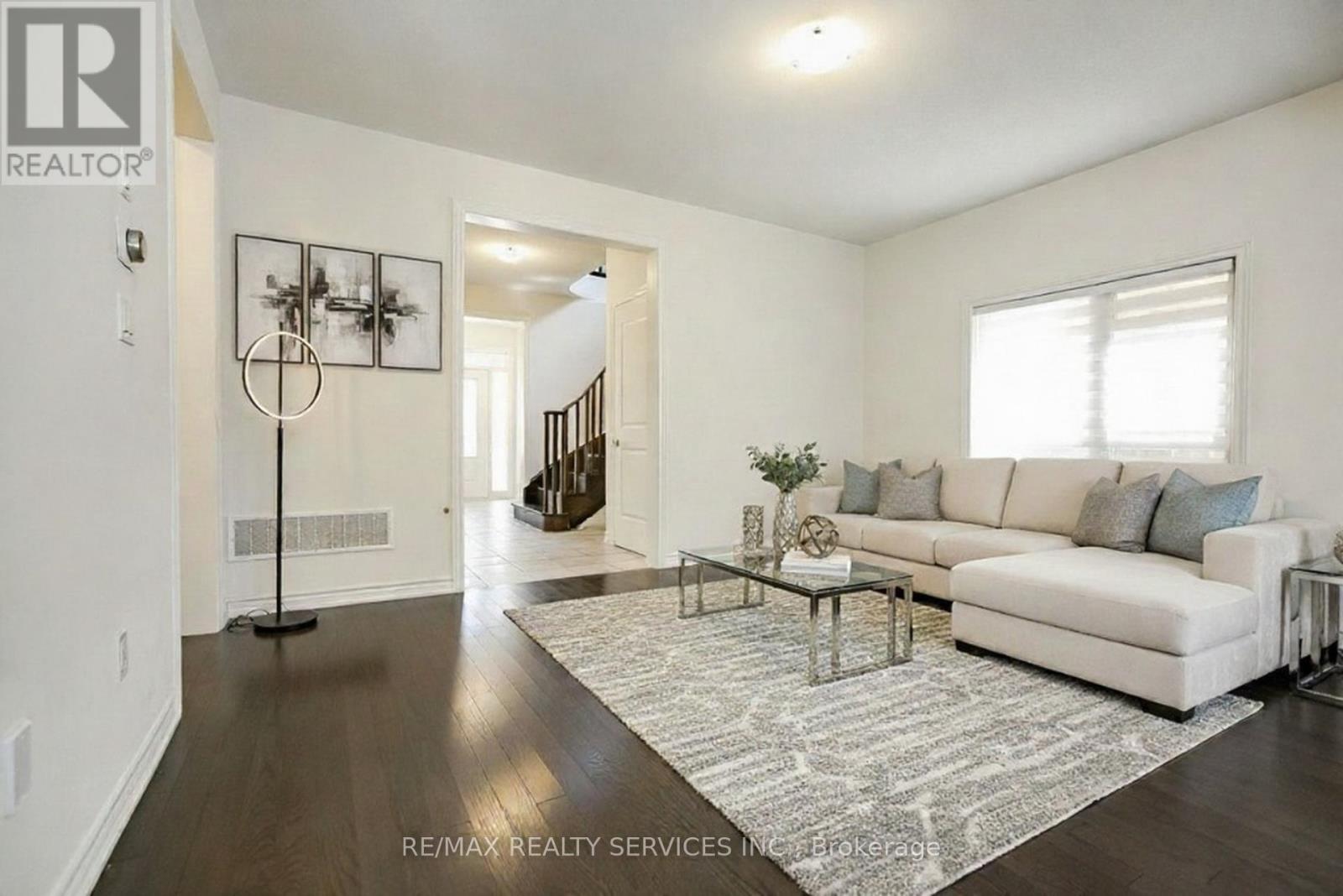 Property at 22 VALLEO STREET image 5