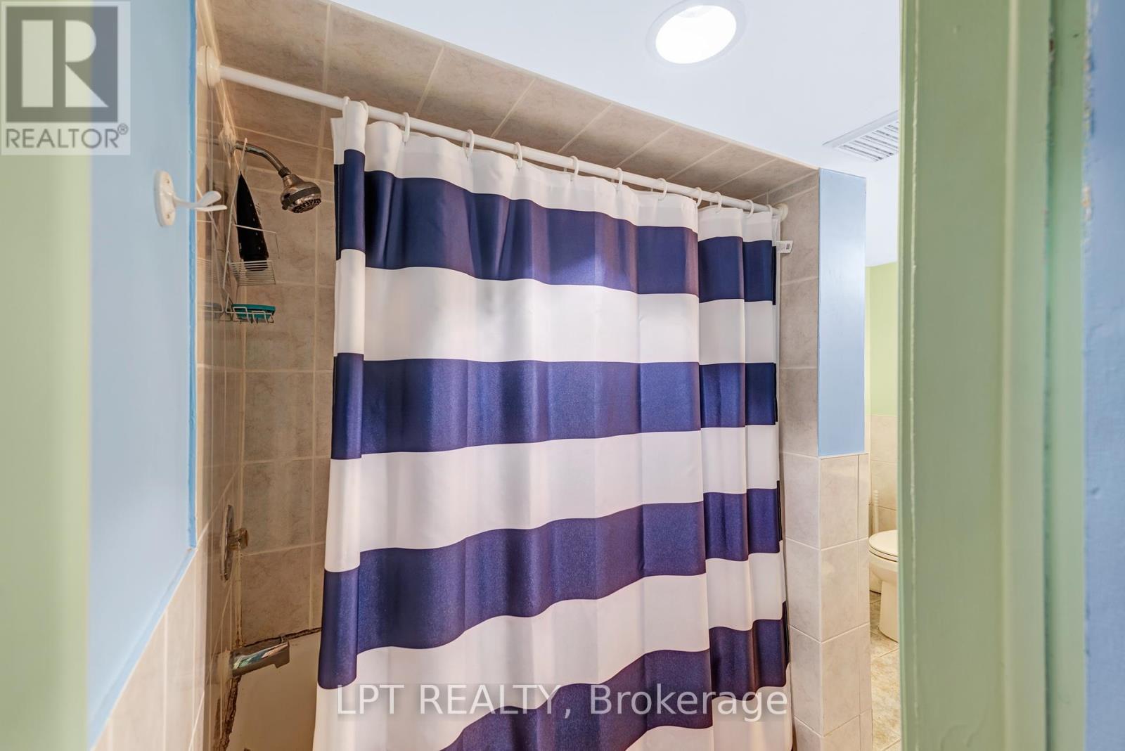 19 Marmaduke Street, Toronto, Ontario  M6R 1T1 - Photo 39 - W12396789