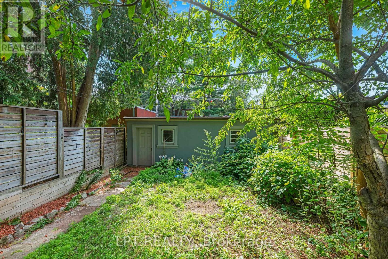 19 Marmaduke Street, Toronto, Ontario  M6R 1T1 - Photo 43 - W12396789