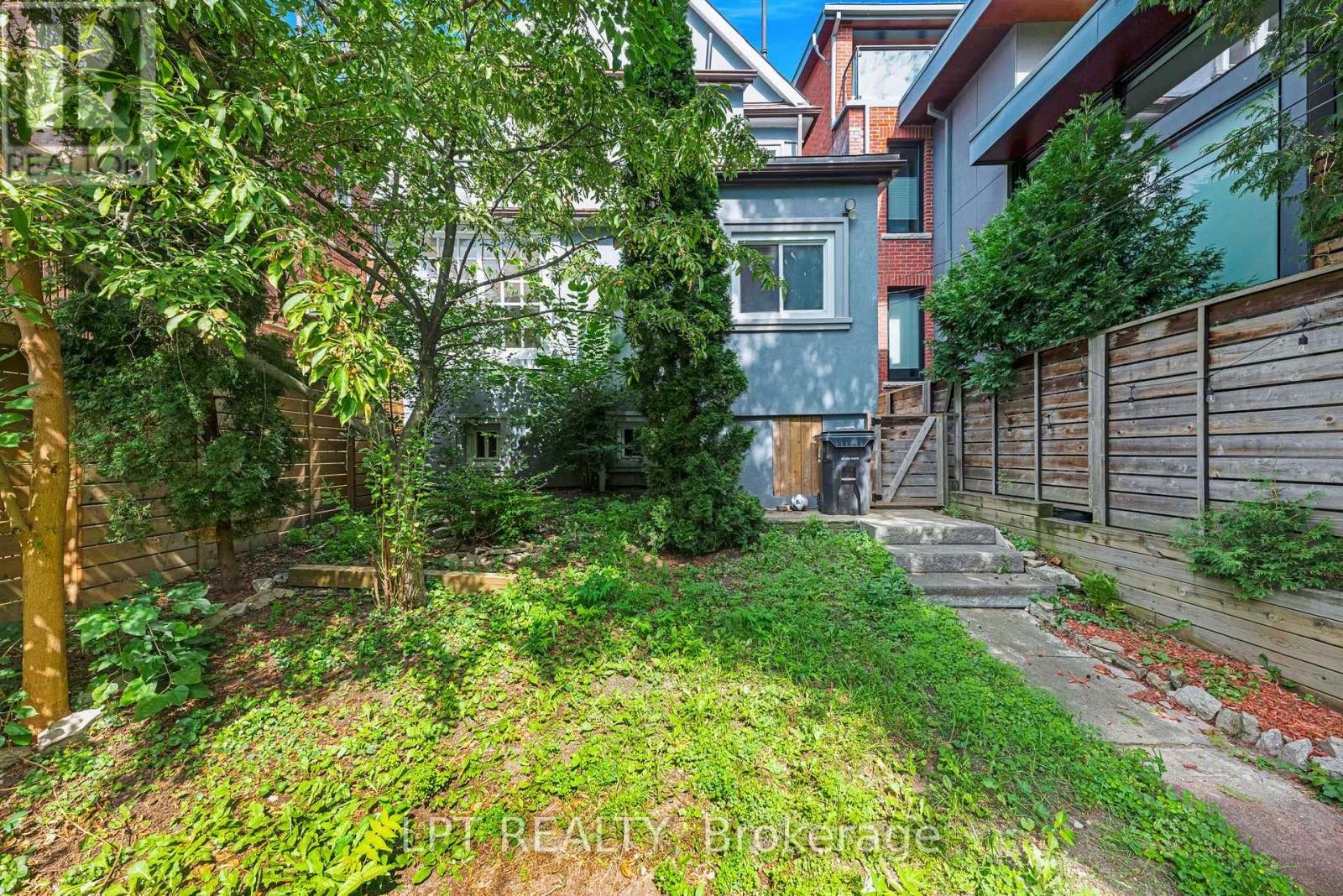 19 Marmaduke Street, Toronto, Ontario  M6R 1T1 - Photo 44 - W12396789