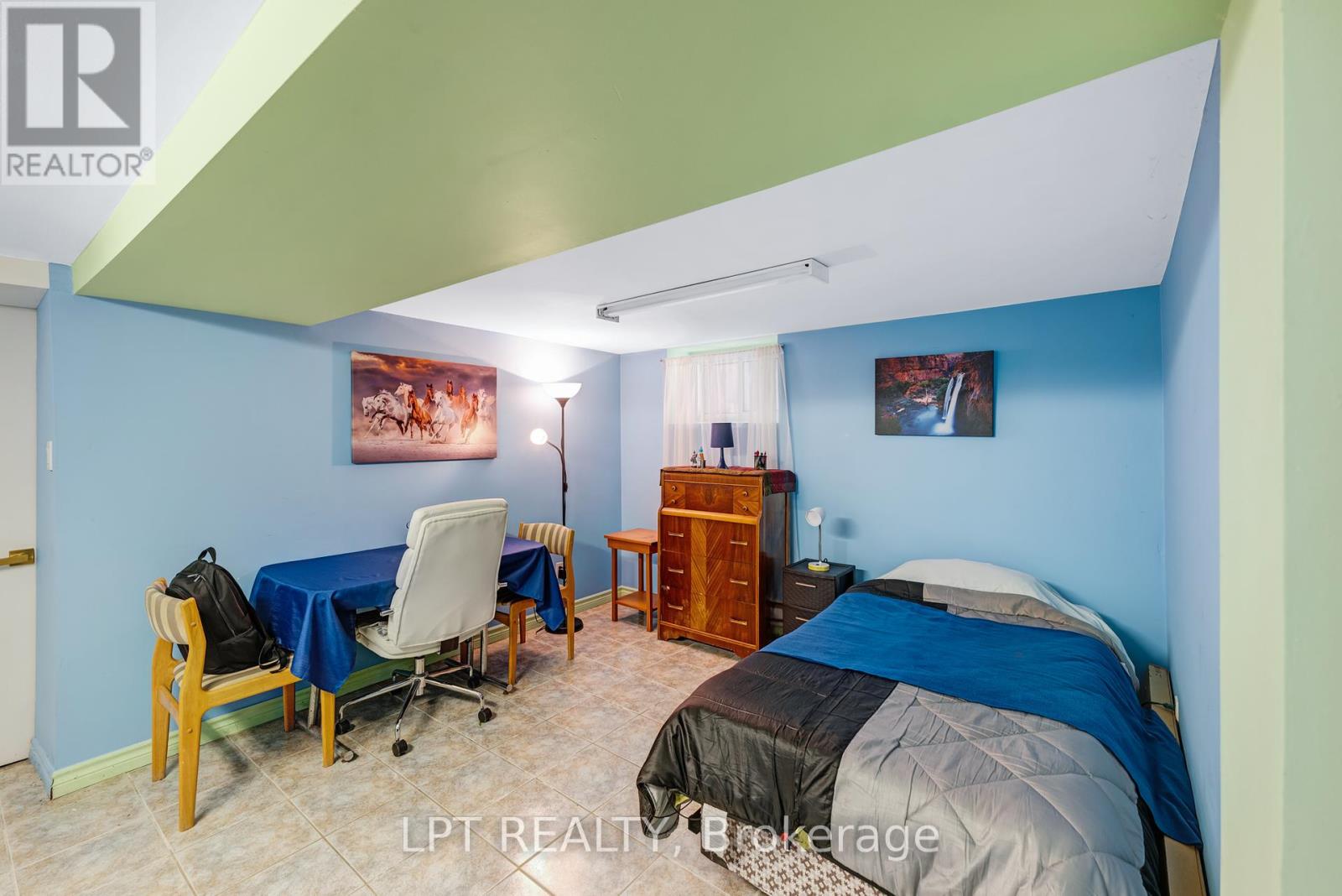 19 Marmaduke Street, Toronto, Ontario  M6R 1T1 - Photo 35 - W12396789